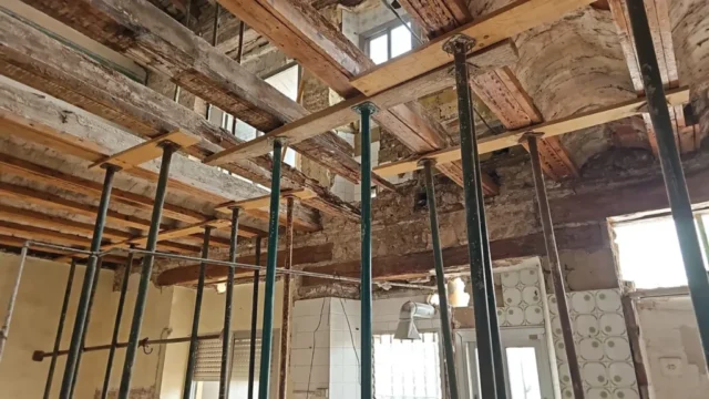 Molino-historico-en-la-poblacion-de-Bronchales-Restauracion-estructural-de-vigas-007