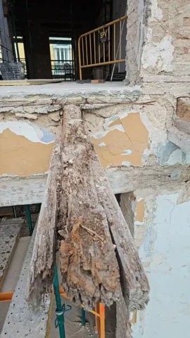 SOS-Madera-Rehabilitacion-de-vigas-estructurales-en-calle-Espartero-Valencia-017